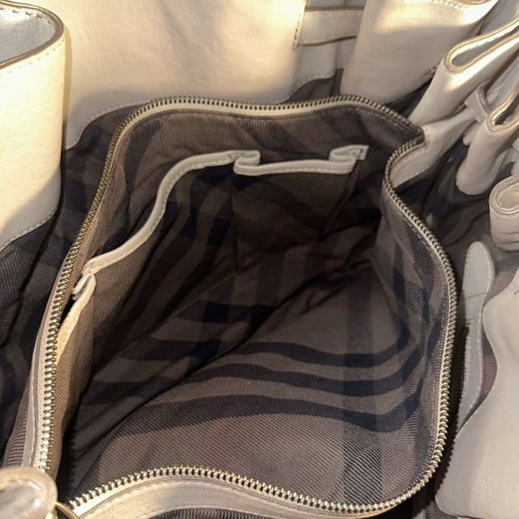 Burberry Grey/Beige Quilted Leather Enmore Hobo - Picture 13 of 13